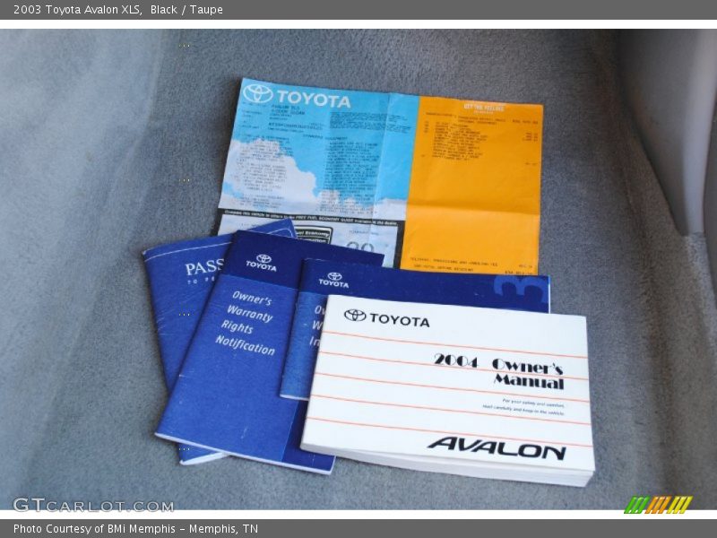 Black / Taupe 2003 Toyota Avalon XLS