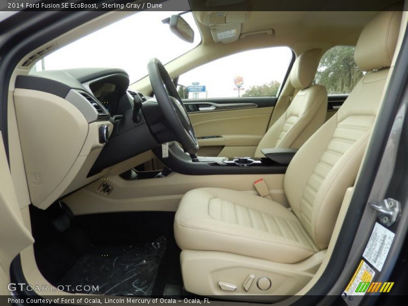 Front Seat of 2014 Fusion SE EcoBoost