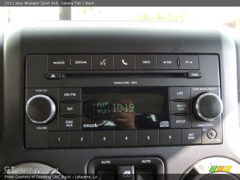 Sahara Tan / Black 2011 Jeep Wrangler Sport 4x4