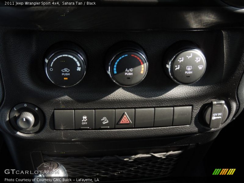 Sahara Tan / Black 2011 Jeep Wrangler Sport 4x4