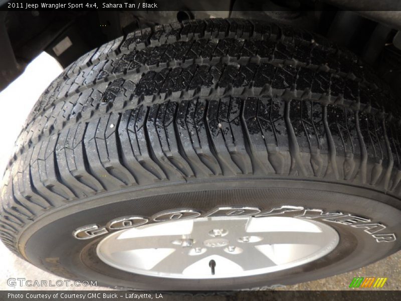 Sahara Tan / Black 2011 Jeep Wrangler Sport 4x4
