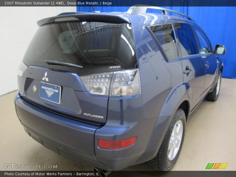 Deep Blue Metallic / Beige 2007 Mitsubishi Outlander LS 4WD