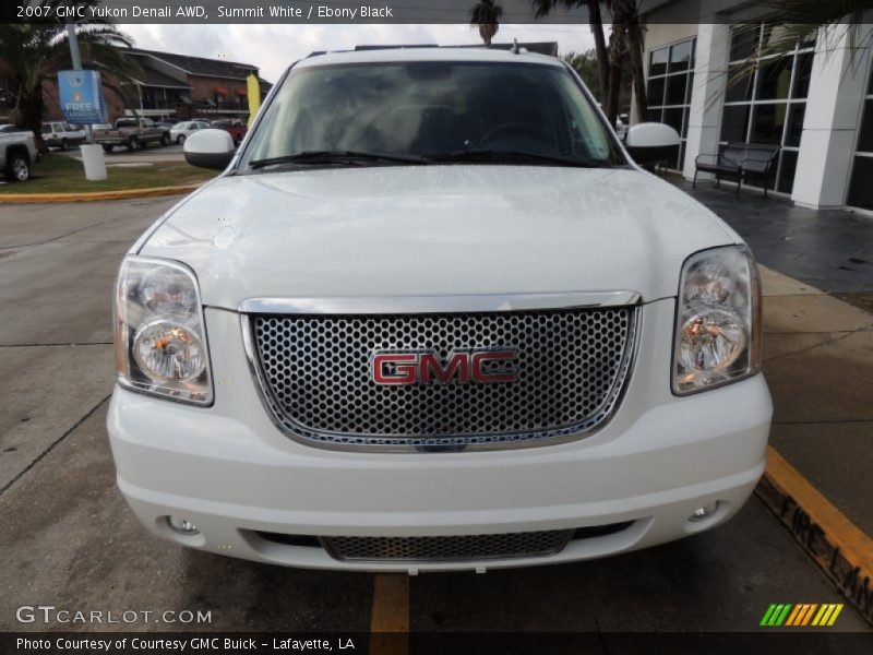 Summit White / Ebony Black 2007 GMC Yukon Denali AWD