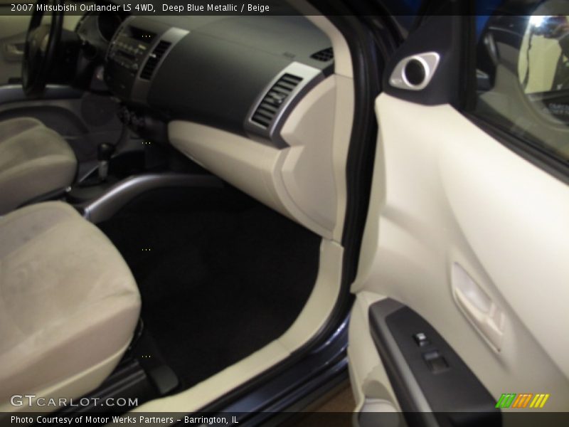 Deep Blue Metallic / Beige 2007 Mitsubishi Outlander LS 4WD