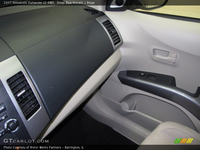 Deep Blue Metallic / Beige 2007 Mitsubishi Outlander LS 4WD