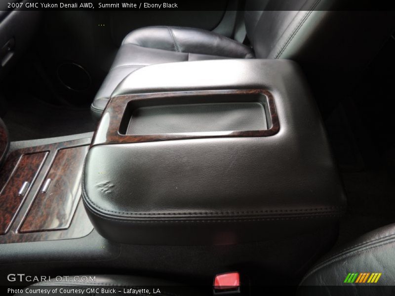 Summit White / Ebony Black 2007 GMC Yukon Denali AWD
