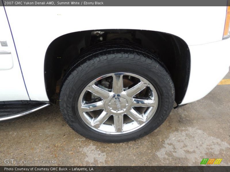 Summit White / Ebony Black 2007 GMC Yukon Denali AWD