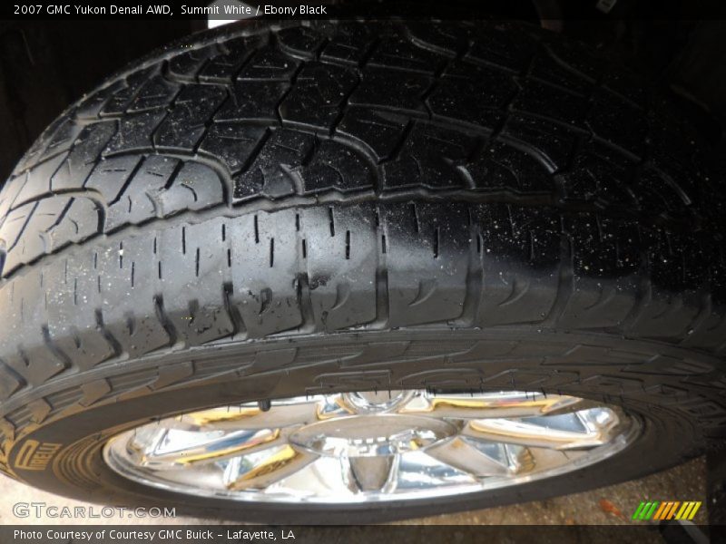 Summit White / Ebony Black 2007 GMC Yukon Denali AWD