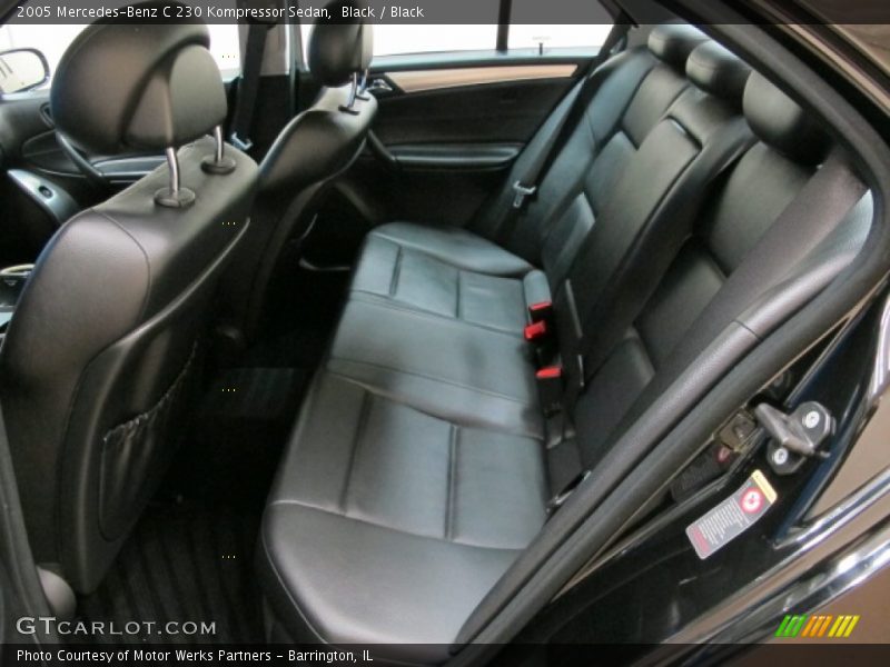 Black / Black 2005 Mercedes-Benz C 230 Kompressor Sedan