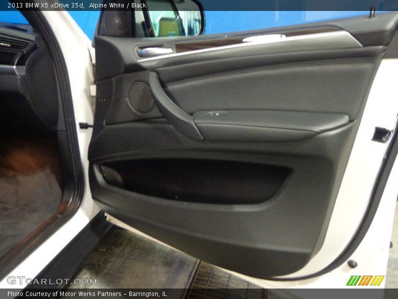 Alpine White / Black 2013 BMW X5 xDrive 35d