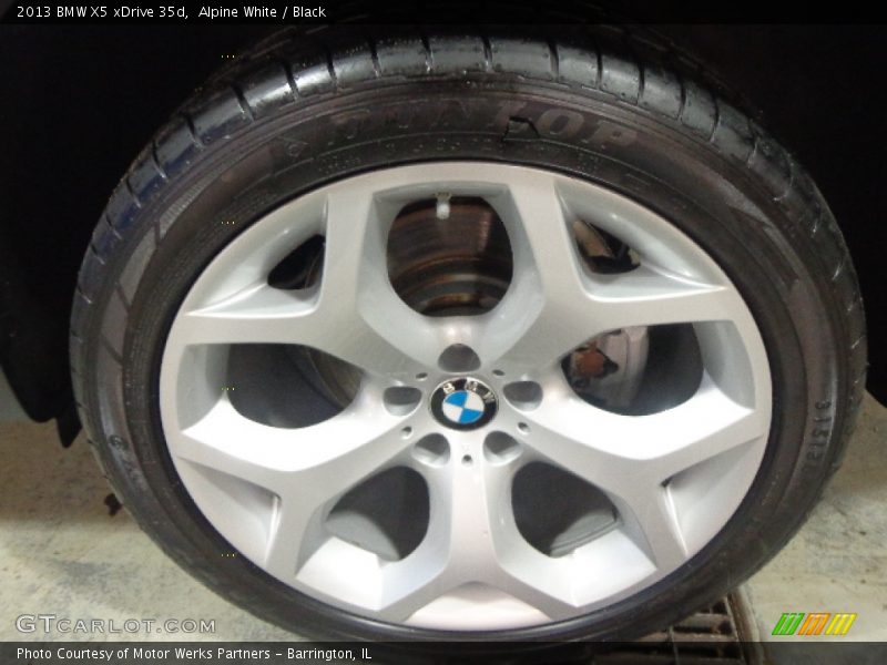 Alpine White / Black 2013 BMW X5 xDrive 35d