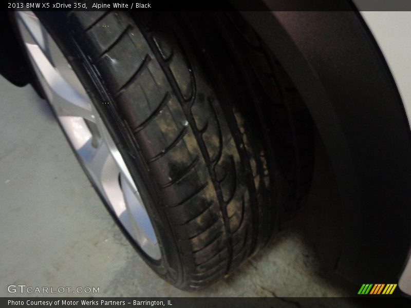 Alpine White / Black 2013 BMW X5 xDrive 35d