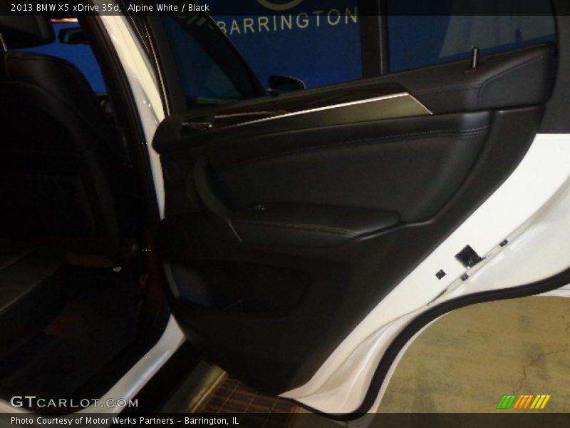 Alpine White / Black 2013 BMW X5 xDrive 35d