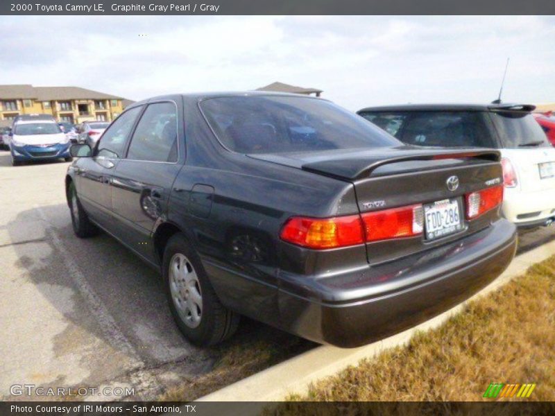 Graphite Gray Pearl / Gray 2000 Toyota Camry LE