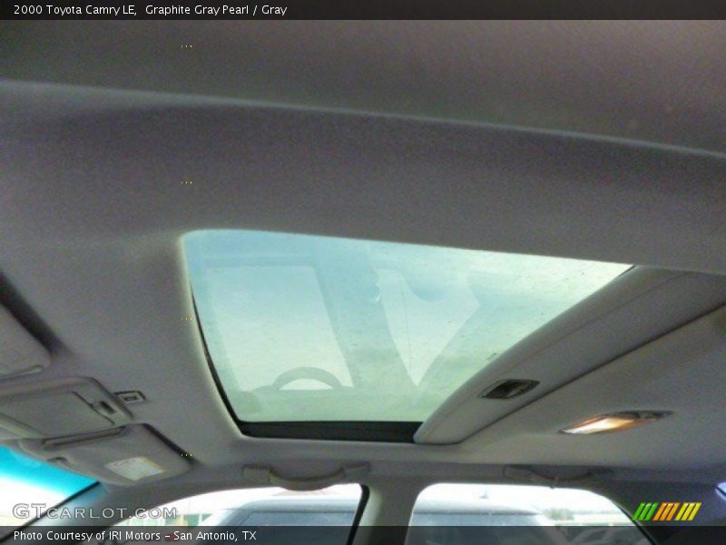 Graphite Gray Pearl / Gray 2000 Toyota Camry LE