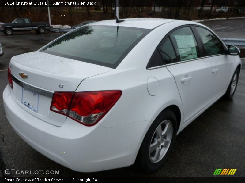 Summit White / Jet Black 2014 Chevrolet Cruze LT