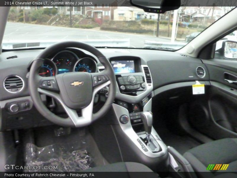 Summit White / Jet Black 2014 Chevrolet Cruze LT