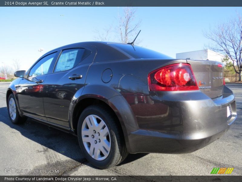 Granite Crystal Metallic / Black 2014 Dodge Avenger SE