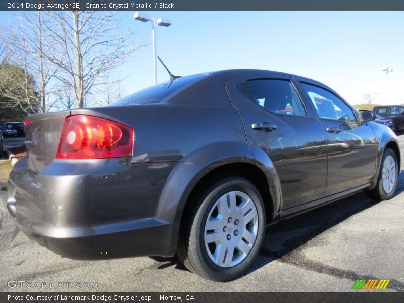 Granite Crystal Metallic / Black 2014 Dodge Avenger SE