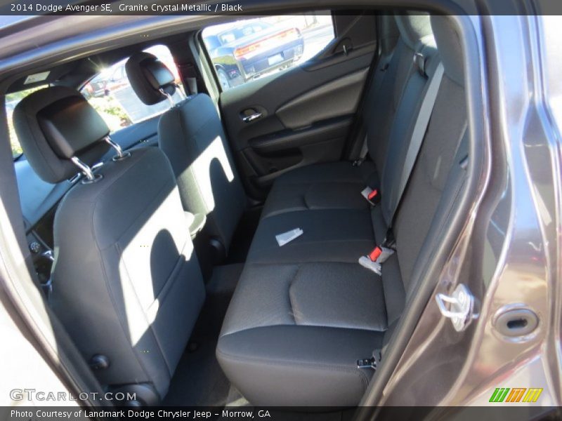 Granite Crystal Metallic / Black 2014 Dodge Avenger SE