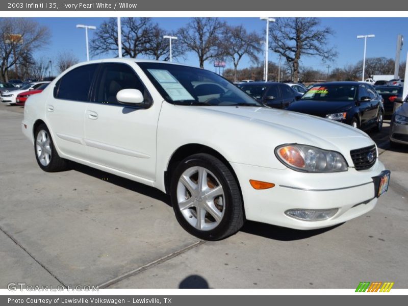 Ivory Pearl White / Willow 2003 Infiniti I 35