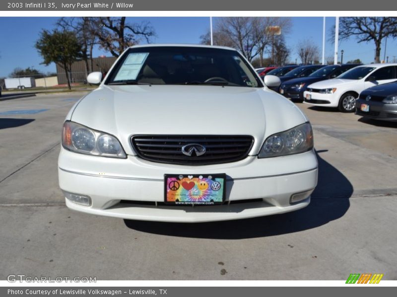 Ivory Pearl White / Willow 2003 Infiniti I 35