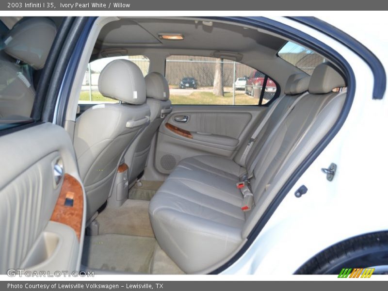 Ivory Pearl White / Willow 2003 Infiniti I 35