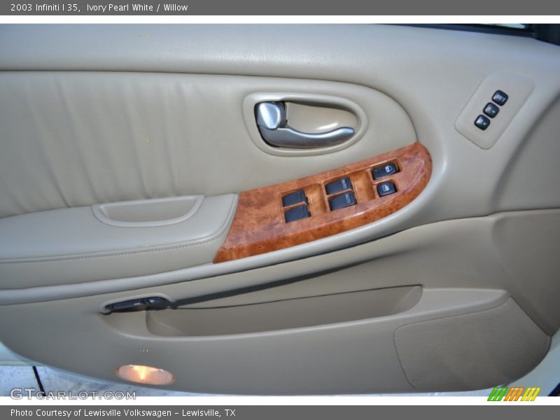 Ivory Pearl White / Willow 2003 Infiniti I 35
