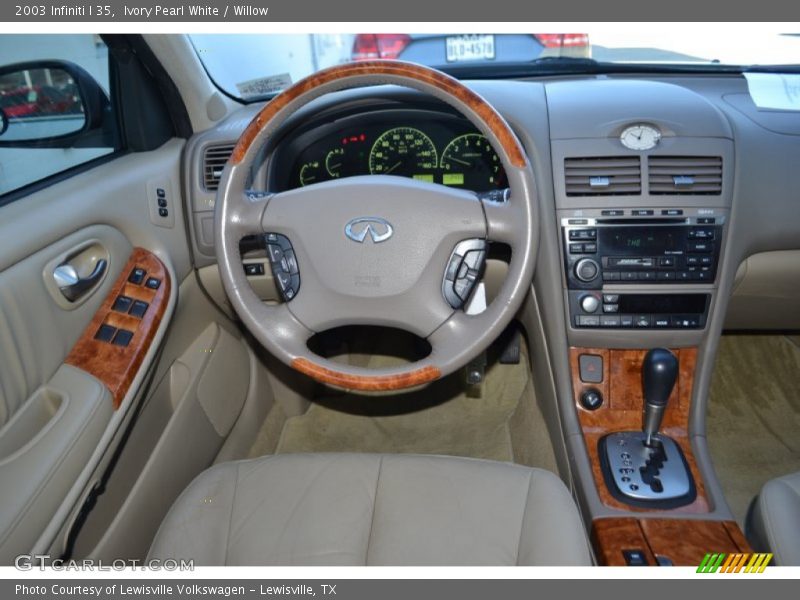 Ivory Pearl White / Willow 2003 Infiniti I 35