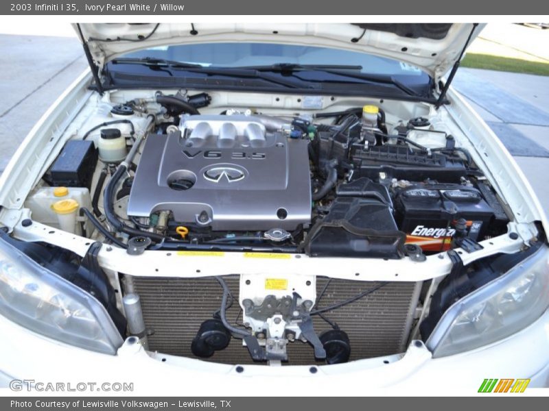 Ivory Pearl White / Willow 2003 Infiniti I 35