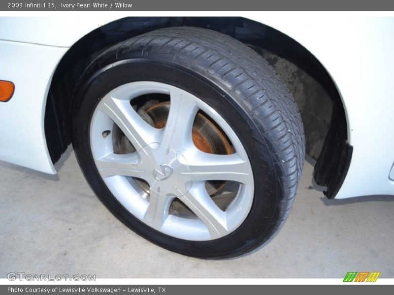 Ivory Pearl White / Willow 2003 Infiniti I 35