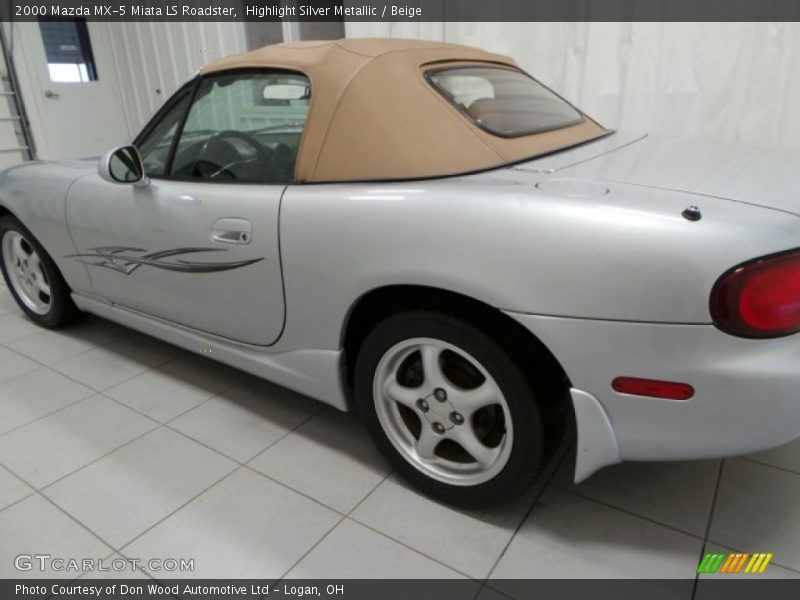 Highlight Silver Metallic / Beige 2000 Mazda MX-5 Miata LS Roadster