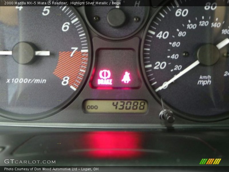 Highlight Silver Metallic / Beige 2000 Mazda MX-5 Miata LS Roadster