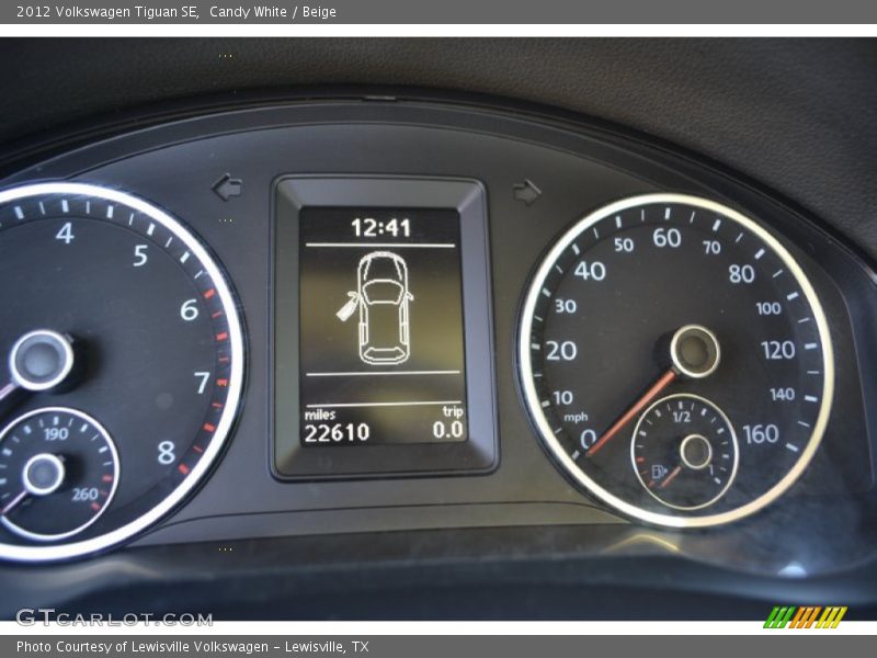 Candy White / Beige 2012 Volkswagen Tiguan SE