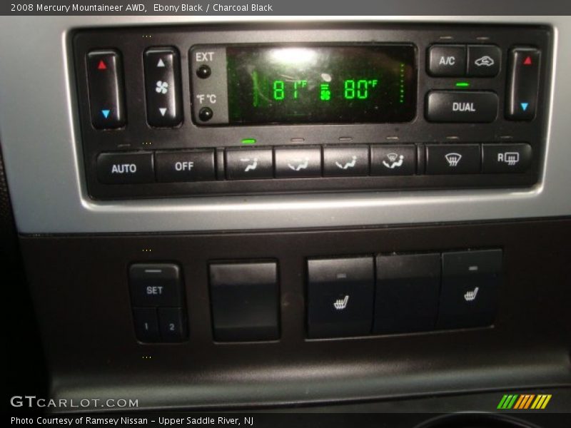 Ebony Black / Charcoal Black 2008 Mercury Mountaineer AWD