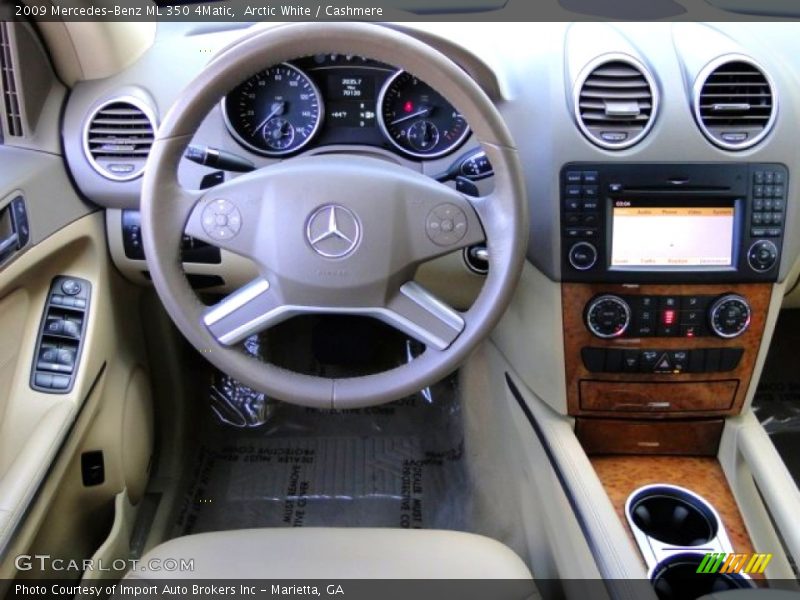 Arctic White / Cashmere 2009 Mercedes-Benz ML 350 4Matic