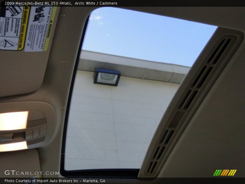 Arctic White / Cashmere 2009 Mercedes-Benz ML 350 4Matic
