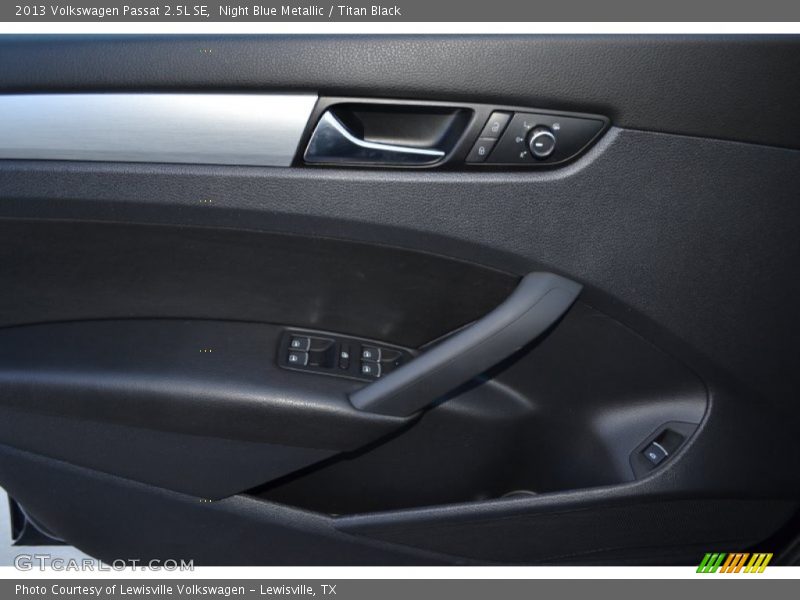 Night Blue Metallic / Titan Black 2013 Volkswagen Passat 2.5L SE