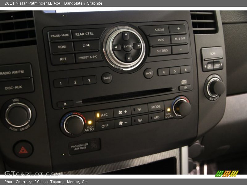 Controls of 2011 Pathfinder LE 4x4