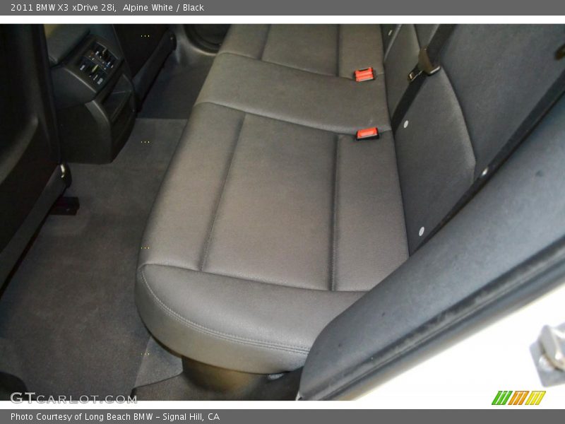 Alpine White / Black 2011 BMW X3 xDrive 28i