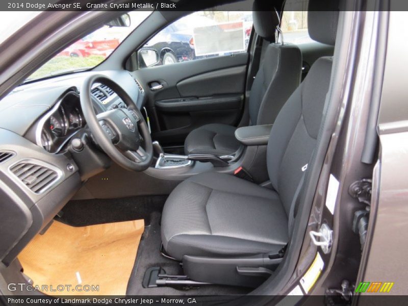 Granite Crystal Metallic / Black 2014 Dodge Avenger SE