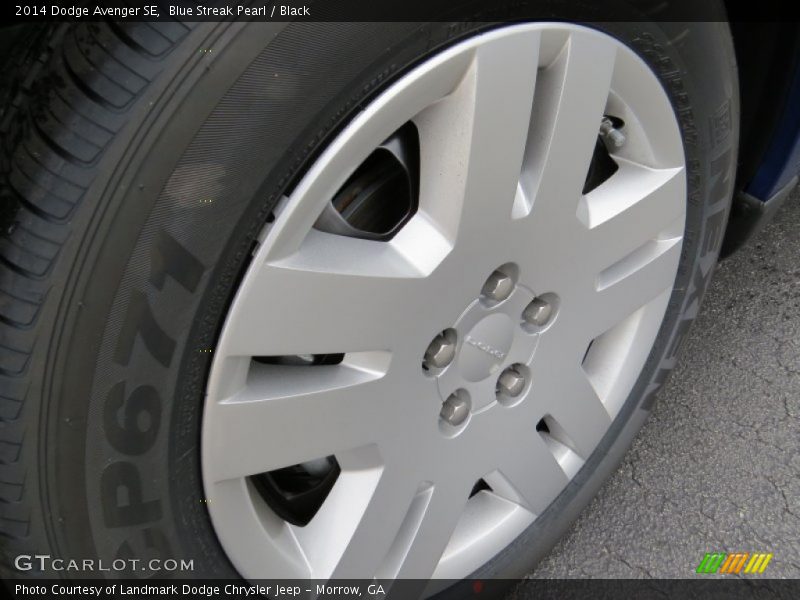 Blue Streak Pearl / Black 2014 Dodge Avenger SE