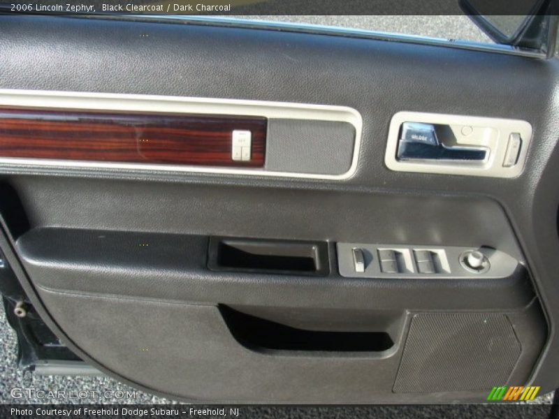 Black Clearcoat / Dark Charcoal 2006 Lincoln Zephyr