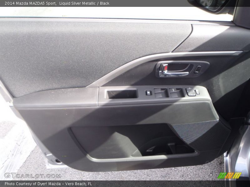 Liquid Silver Metallic / Black 2014 Mazda MAZDA5 Sport