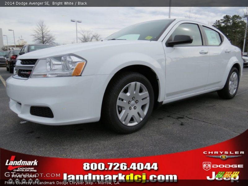 Bright White / Black 2014 Dodge Avenger SE