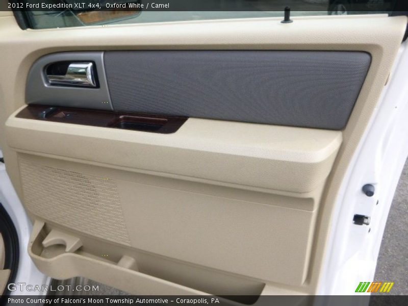 Oxford White / Camel 2012 Ford Expedition XLT 4x4