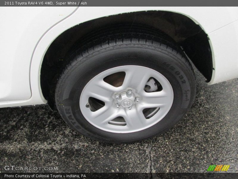 Super White / Ash 2011 Toyota RAV4 V6 4WD