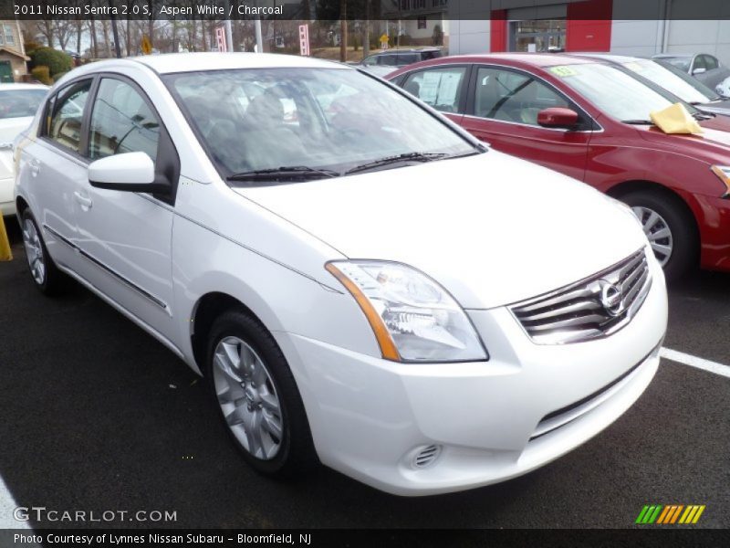 Aspen White / Charcoal 2011 Nissan Sentra 2.0 S