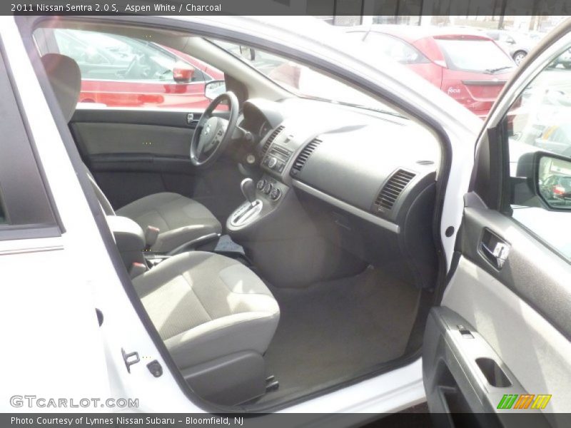 Aspen White / Charcoal 2011 Nissan Sentra 2.0 S