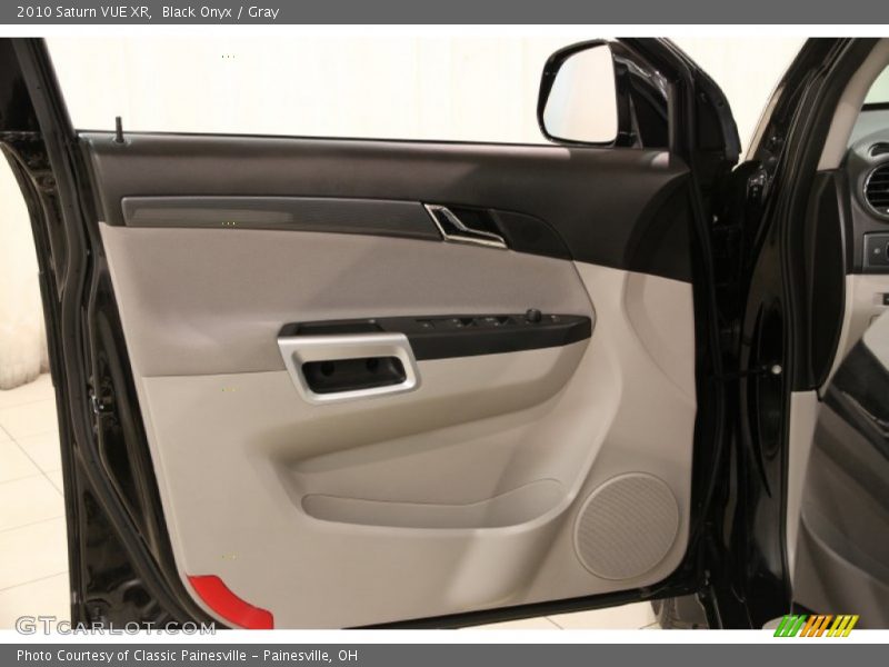 Black Onyx / Gray 2010 Saturn VUE XR